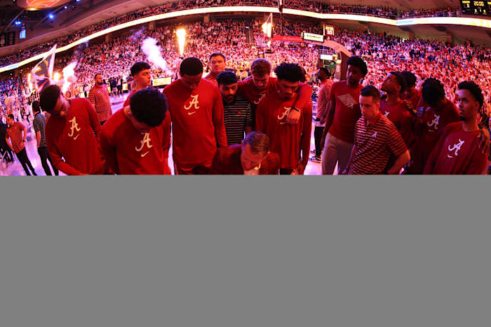 Nate Oats, Alabama basketball team in Neville Arena